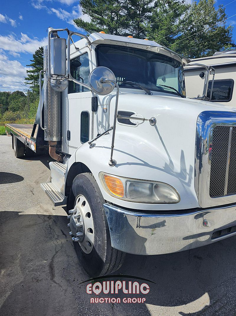 2017 Peterbilt 337