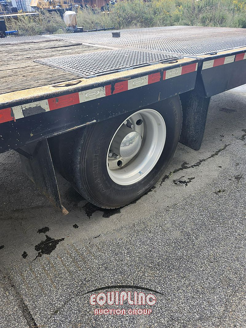2017 Peterbilt 337