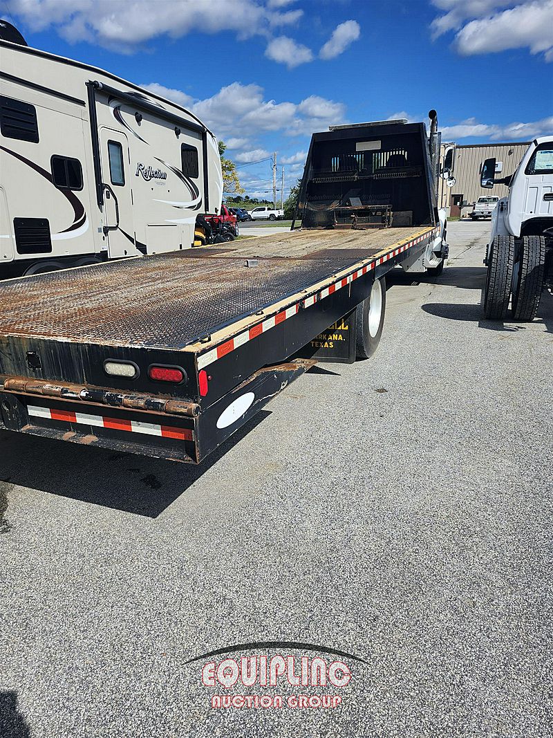 2017 Peterbilt 337