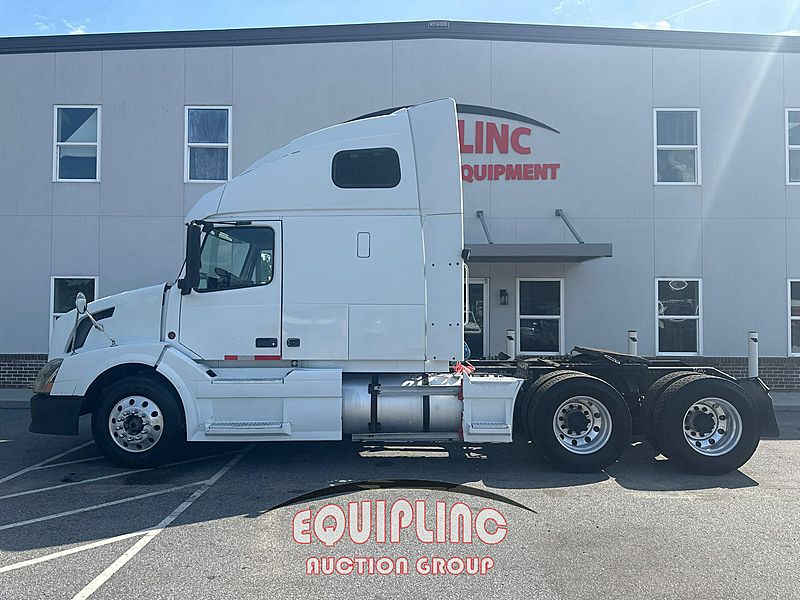 2007 Volvo VNL