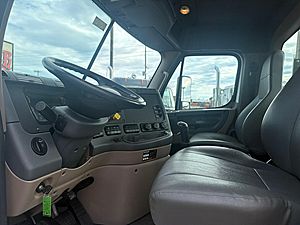 2020 Freightliner Cascadia