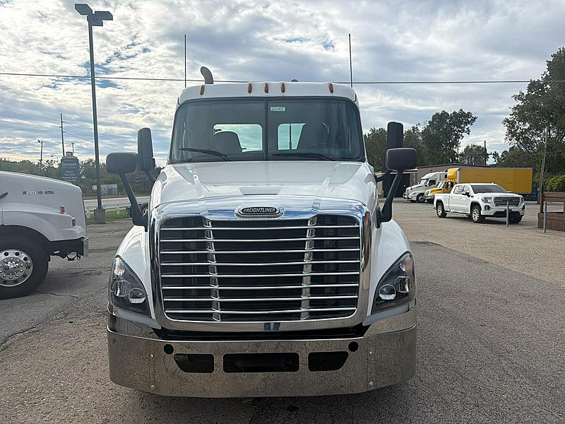 2020 Freightliner Cascadia
