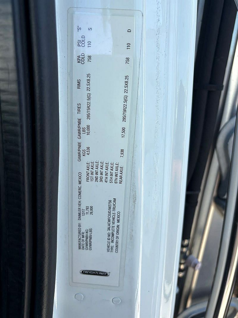 2018 Freightliner M2 106