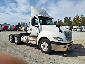 2019 International LT625 - Day Cab