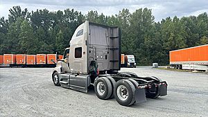 2022 International LT