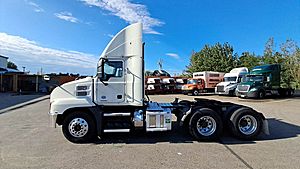 2020 Mack Anthem - Day Cab