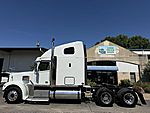 2020 Freightliner Coronado 132