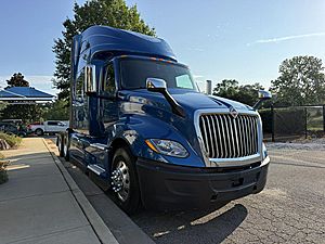 2022 International LT