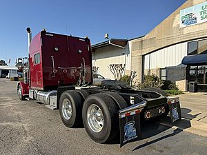 2020 Peterbilt 389