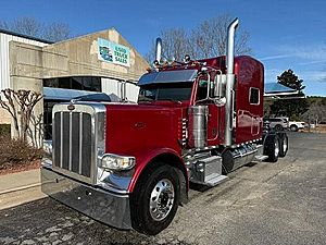 2023 Peterbilt 389