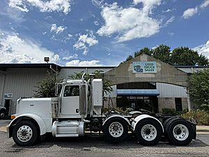 2006 Peterbilt 379 - Day Cab