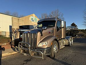 2017 Peterbilt 579