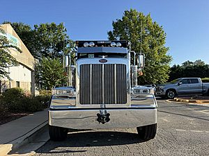 2027 Peterbilt 589 - Day Cab