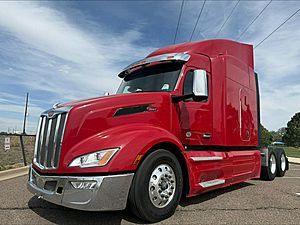 2023 Peterbilt 579 - Sleeper Truck