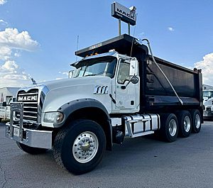 2019 Mack Granite GU713 - Dump Truck
