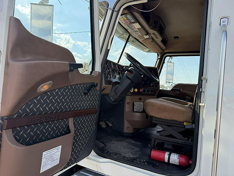 2019 Mack GU713