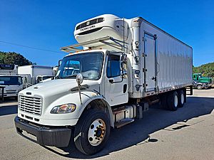 2019 Freightliner M2 106