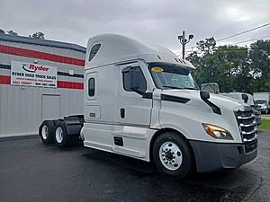2022 Freightliner Cascadia - Sleeper Truck
