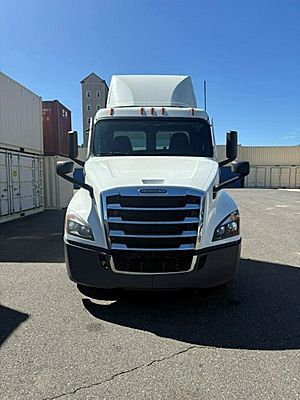 2021 Freightliner Cascadia - Day Cab