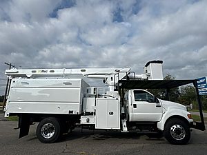 2015 Ford F-750 - Bucket Truck