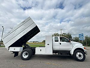2015 Ford F-750 - Chipper