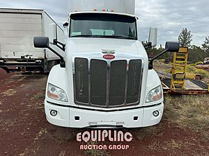2017 Peterbilt 579