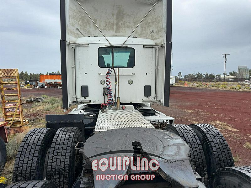 2017 Peterbilt 579