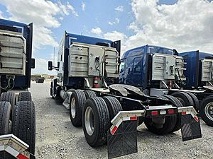 2023 Kenworth T680 - Sleeper Truck
