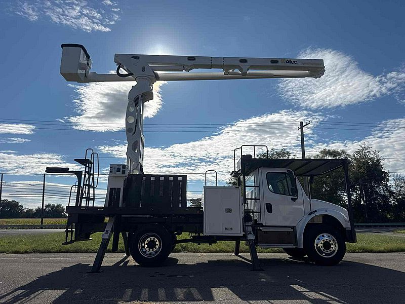 2016 Freightliner M2