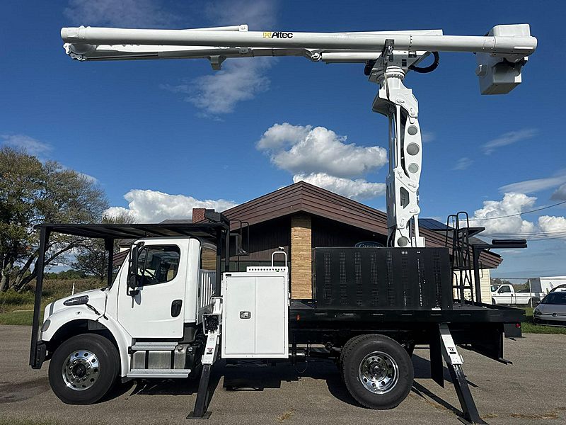 2016 Freightliner M2