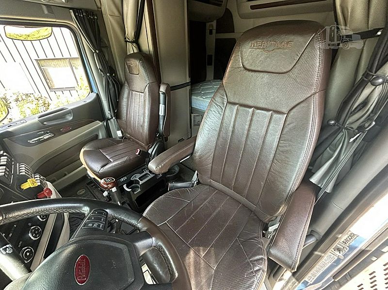 2021 Peterbilt 567