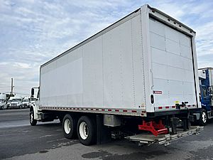 2020 Freightliner M2 106