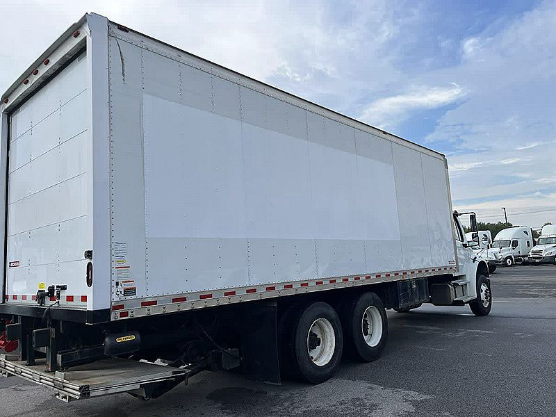2020 Freightliner M2 106