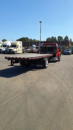 2018 Freightliner M2 106