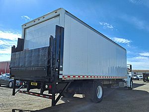 2018 Freightliner M2 106