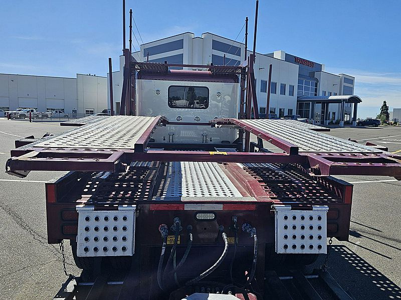 2022 Peterbilt 389