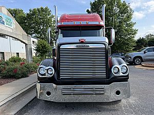 2015 Freightliner CORONADO 132