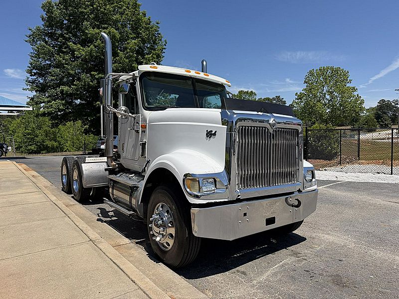 2011 International 9900