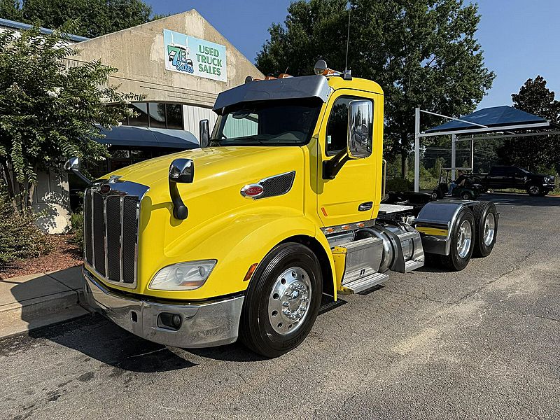 2017 Peterbilt 579