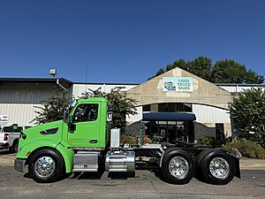 2017 Peterbilt 579