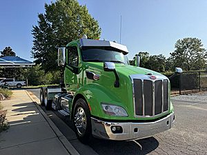 2017 Peterbilt 579