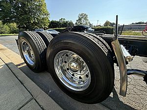 2017 Peterbilt 579