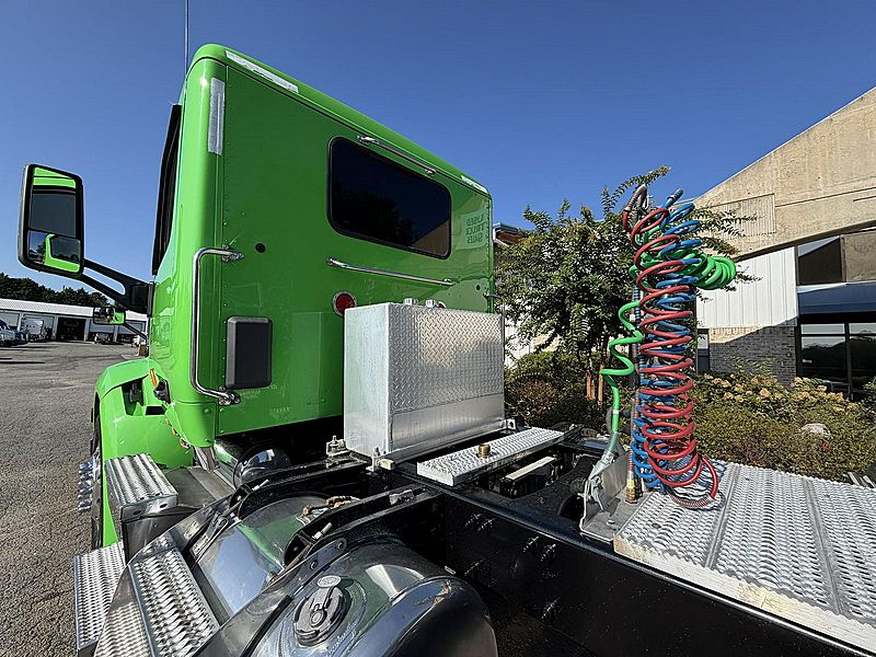 2017 Peterbilt 579