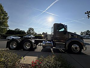 2017 Peterbilt 579