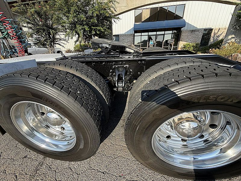 2017 Peterbilt 579
