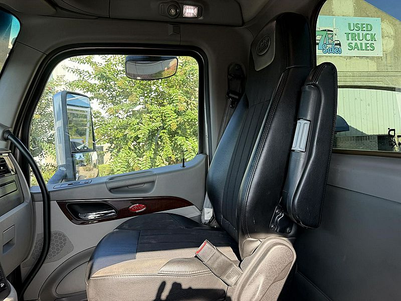 2017 Peterbilt 579