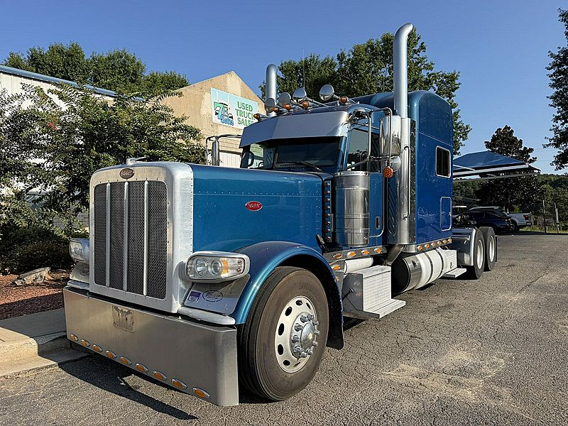 2019 Peterbilt 389