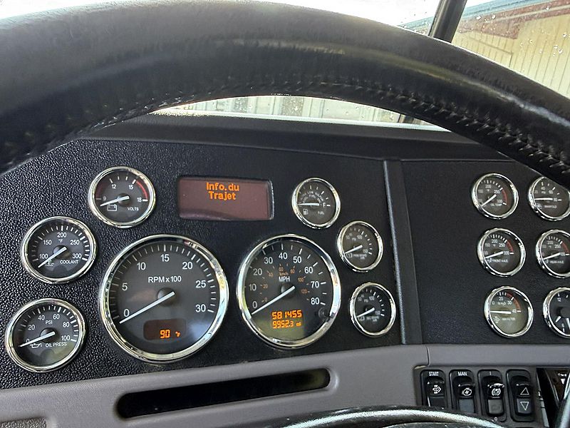2016 Peterbilt 389
