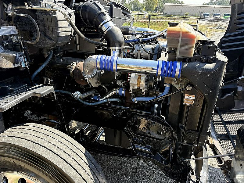 2017 Peterbilt 579