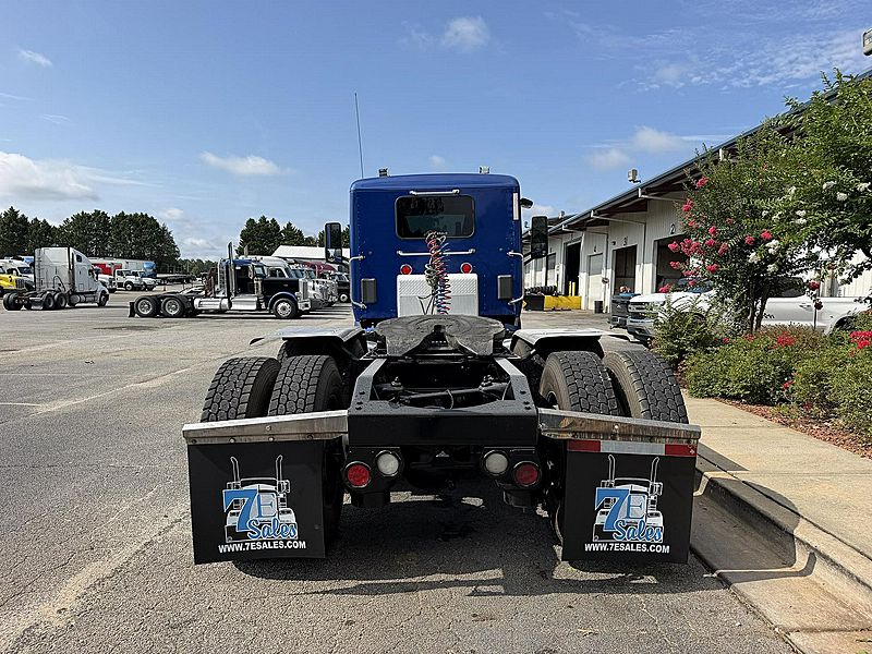 2017 Peterbilt 579